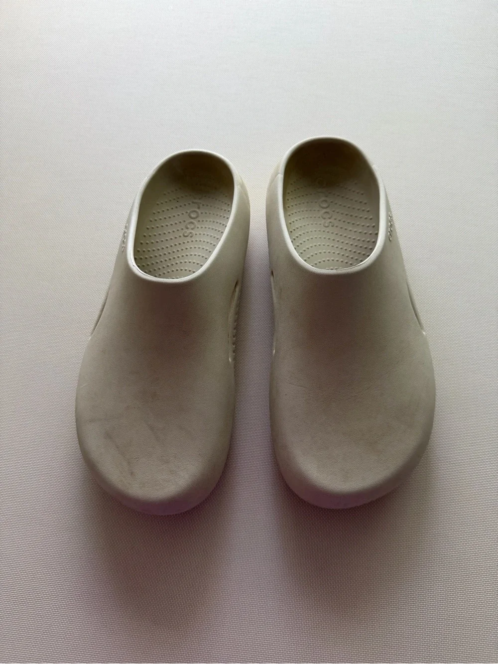 CROCS Men’s Slip-On Clog in Light Beige